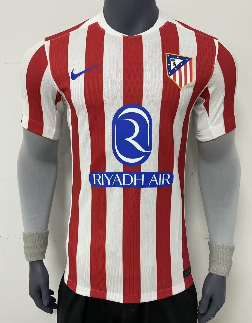 Atletico Madrid Home Player Version 25/26