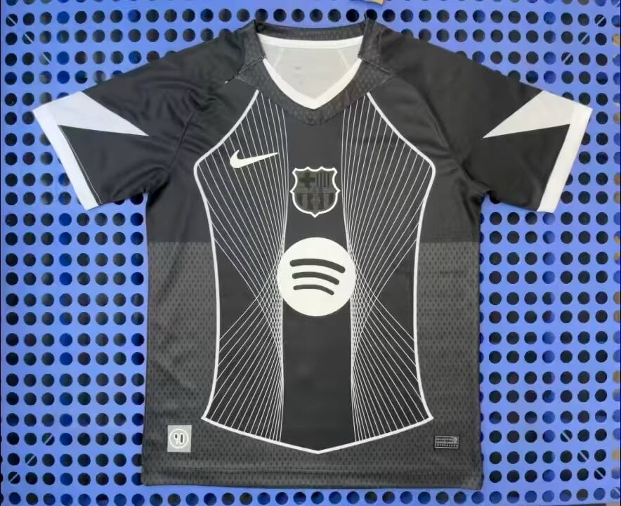 Barcelona Concept Black 25/26